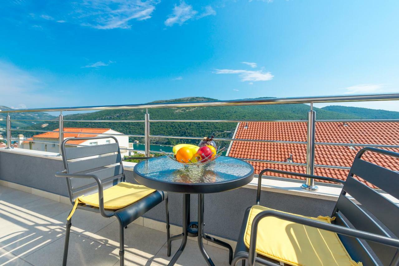 Guesthouse Pezo Mokošica Buitenkant foto