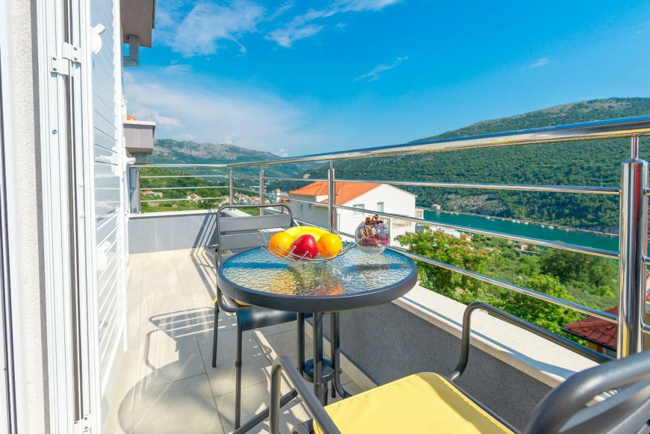Guesthouse Pezo Mokošica Buitenkant foto